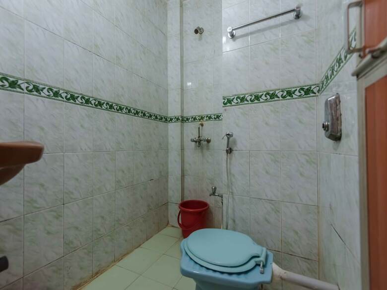 Hotel Oyo 5651 Stayout Near Baga Beach