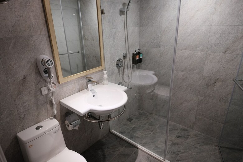 Hostal Happy Inn & Hostel