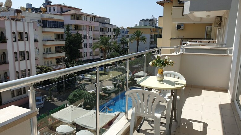 Blue Heaven Apart Hotel