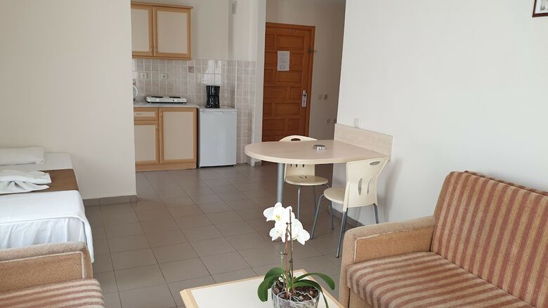 Blue Heaven Apart Hotel