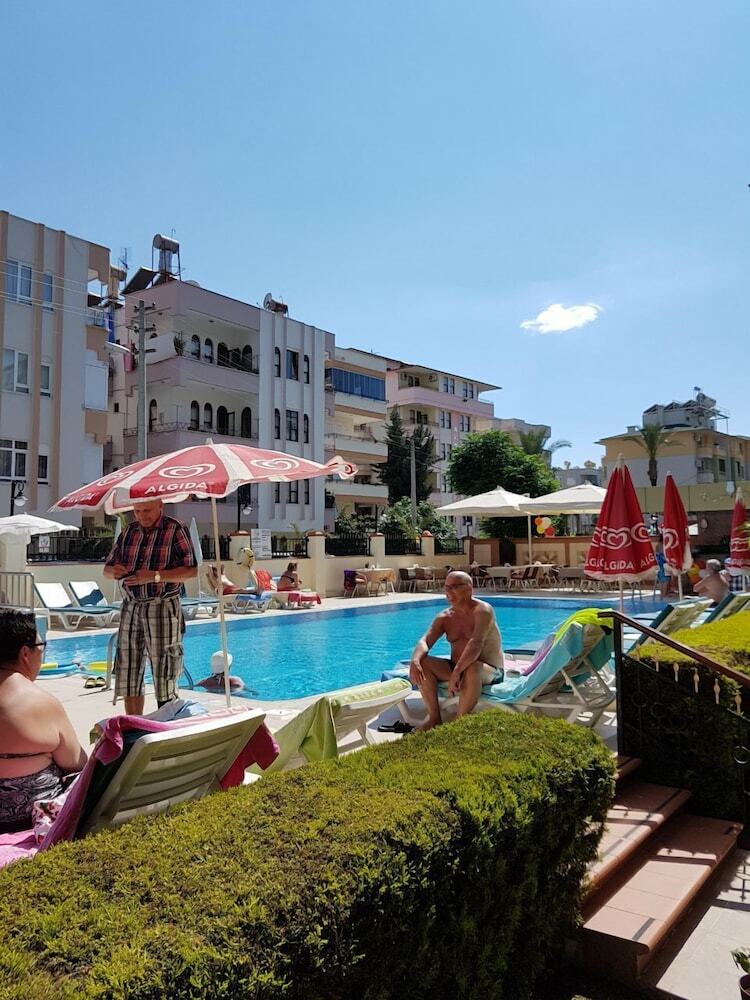 Blue Heaven Apart Hotel