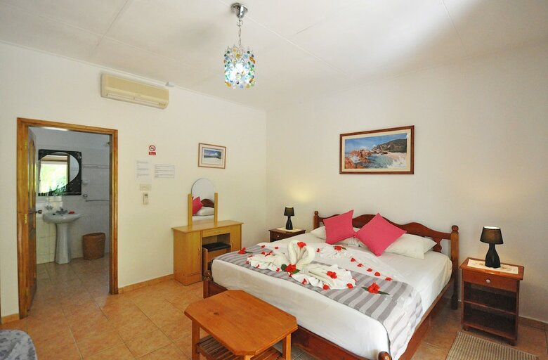 Hotel Acquario Villa