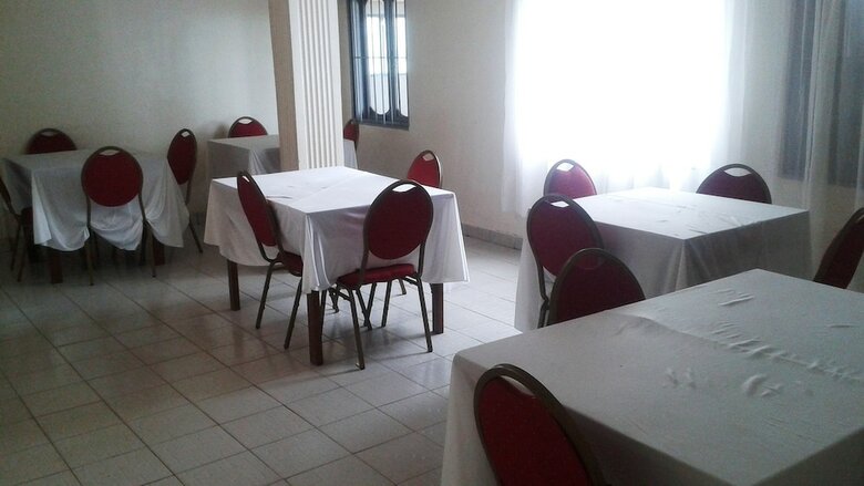Kangle Plaza Hotel