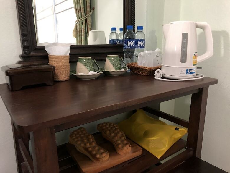 Hotel Heun Baan Rong Khun Resort