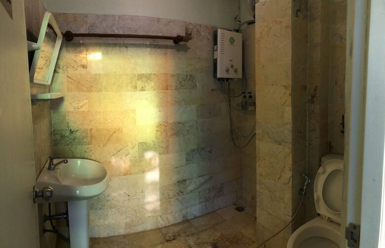 Hotel Heun Baan Rong Khun Resort