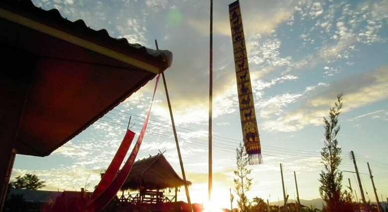 Hotel Heun Baan Rong Khun Resort