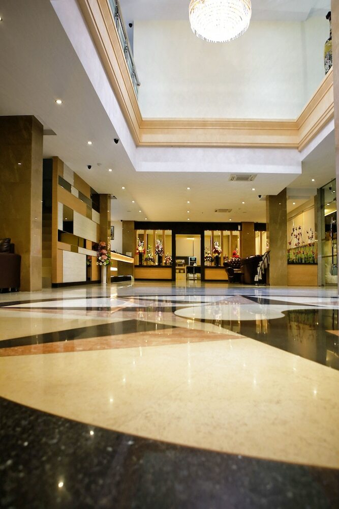 Aviari Hotel
