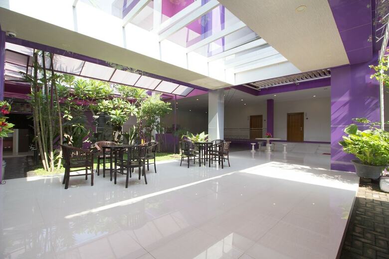 Hotel Airy Stasiun Balapan Natuna 4 Solo