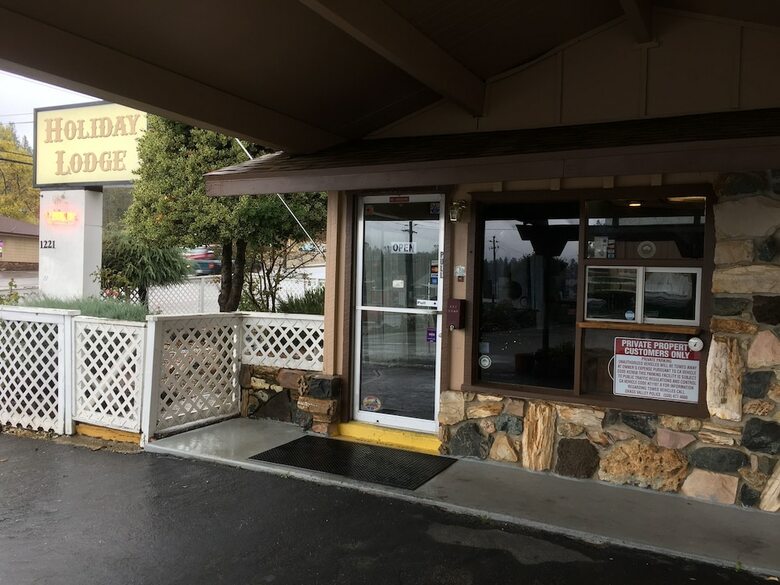 Motel Holiday Lodge