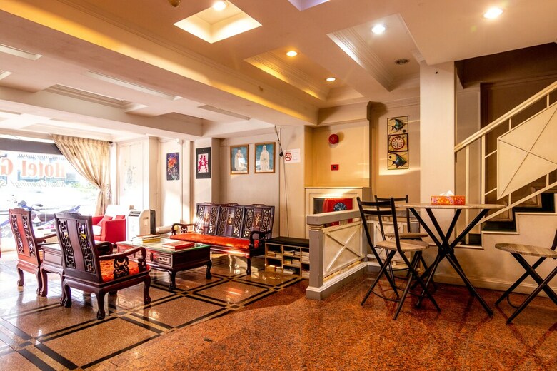 Ming Hotel
