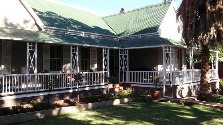 Hotel Housemartin Guest Lodge