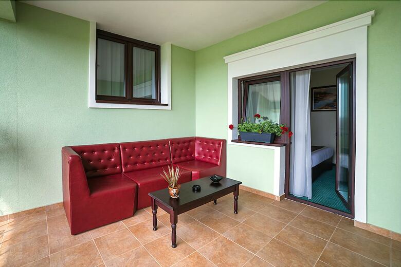 Magus Hotel