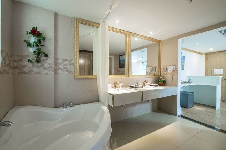 Cicilia Nha Trang Hotels & Spa