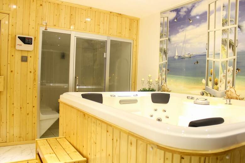 Cicilia Nha Trang Hotels & Spa