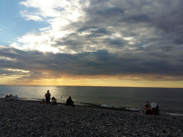 Rock Hotel First Line