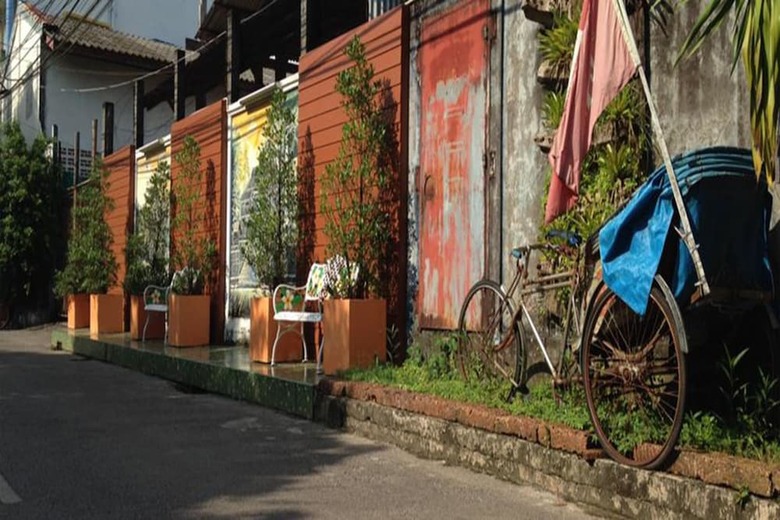 Hotel Baanrimnam Resort Trat