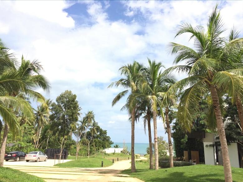 Hotel Seanery Beach Resort