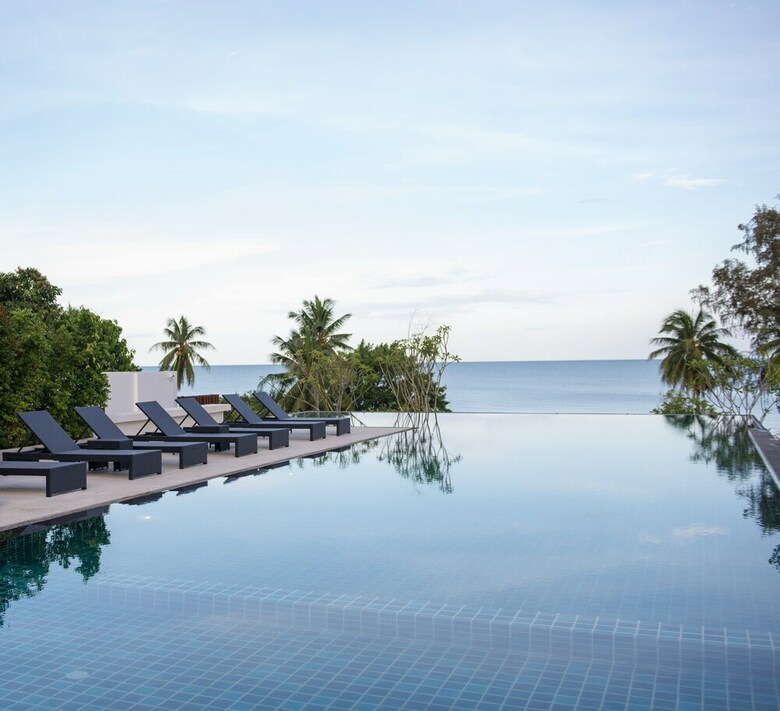 Hotel Seanery Beach Resort