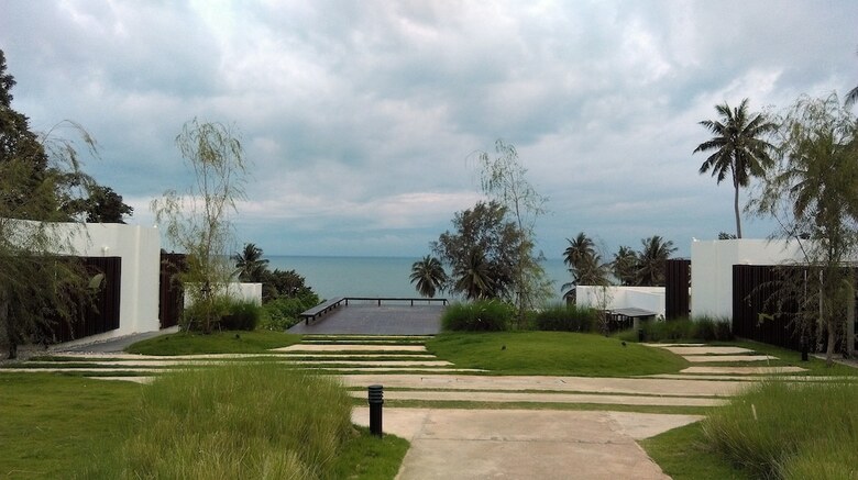 Hotel Seanery Beach Resort