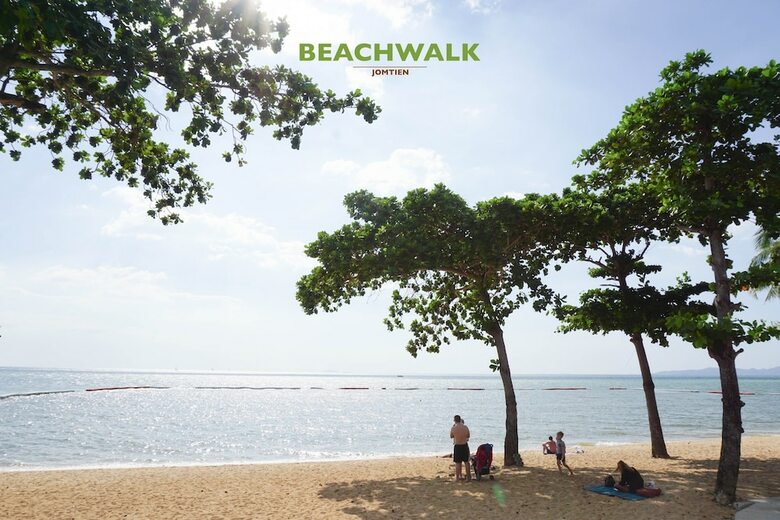 Hotel Beachwalk Jomtien