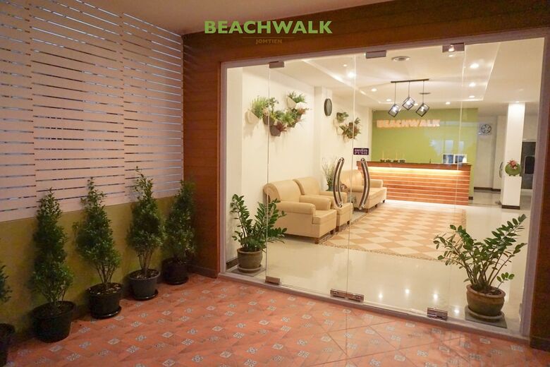 Hotel Beachwalk Jomtien