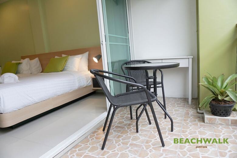 Hotel Beachwalk Jomtien
