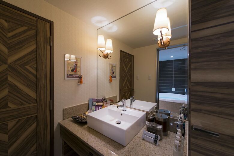 Hotel Myth-l-