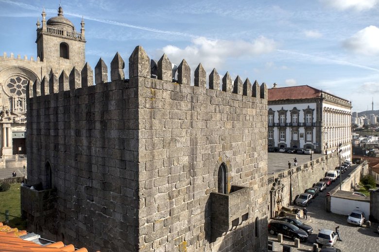 Aparthotel Cathedral Design Apartments