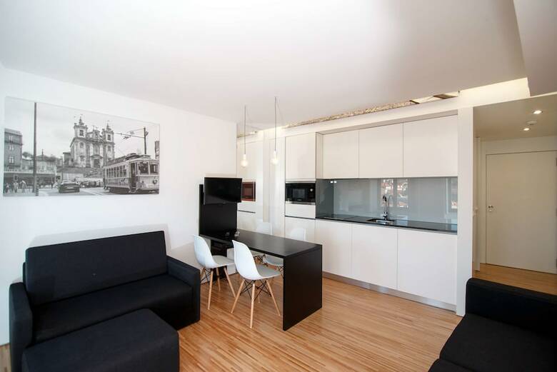 Aparthotel Cathedral Design Apartments