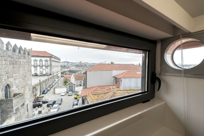Aparthotel Cathedral Design Apartments