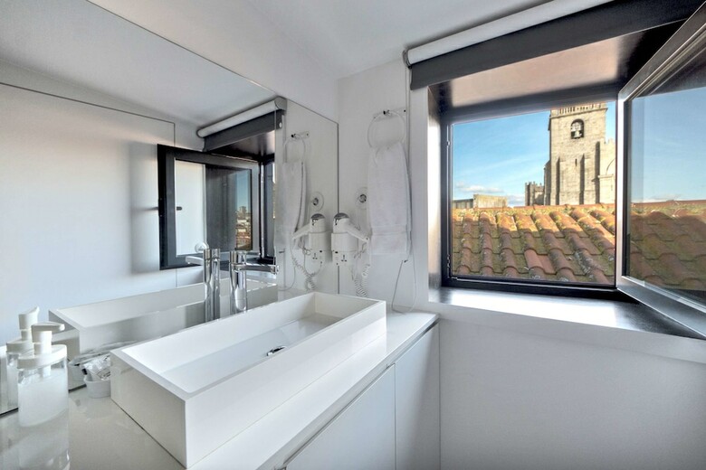 Aparthotel Cathedral Design Apartments