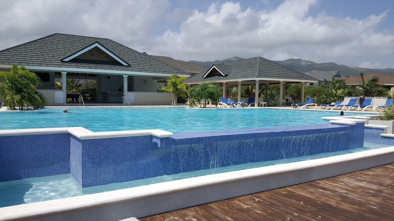 Apartamentos Ocho Rios Villa At Coolshade V