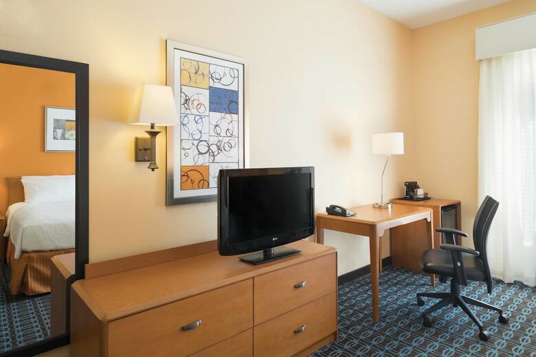 Hotel Fairfield Inn & Suites By Marriott State College