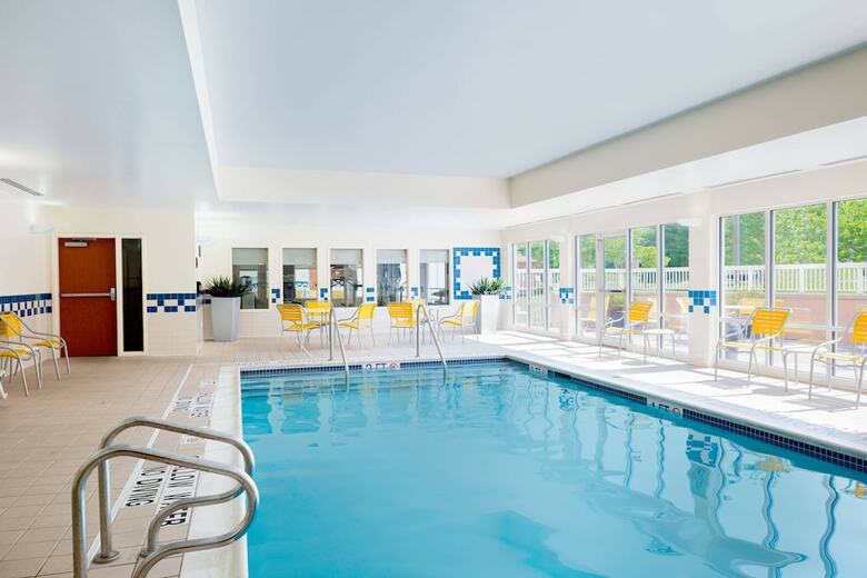 Hotel Fairfield Inn & Suites By Marriott State College