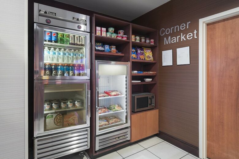 Hotel Fairfield Inn & Suites By Marriott State College