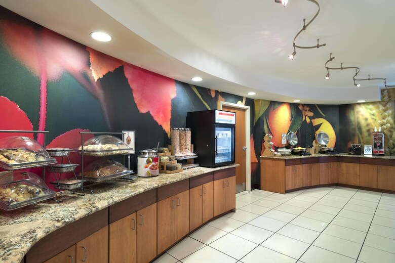 Hotel Fairfield Inn & Suites By Marriott State College