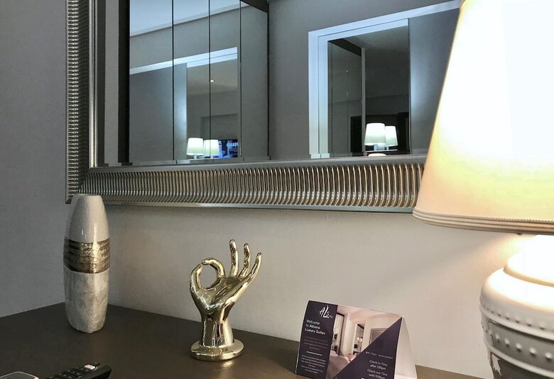 Hotel Athens Luxury Suites