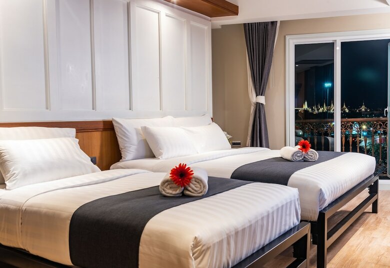 Hotel Dang Derm In The Park Khaosan