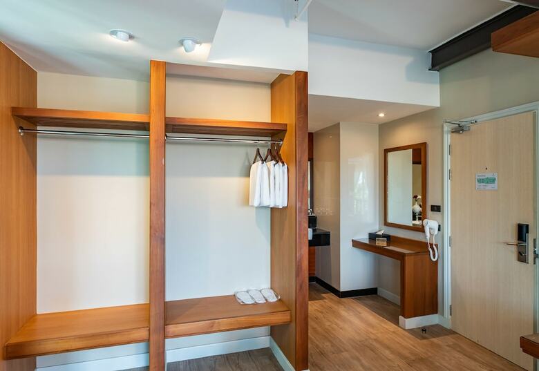 Hotel Dang Derm In The Park Khaosan