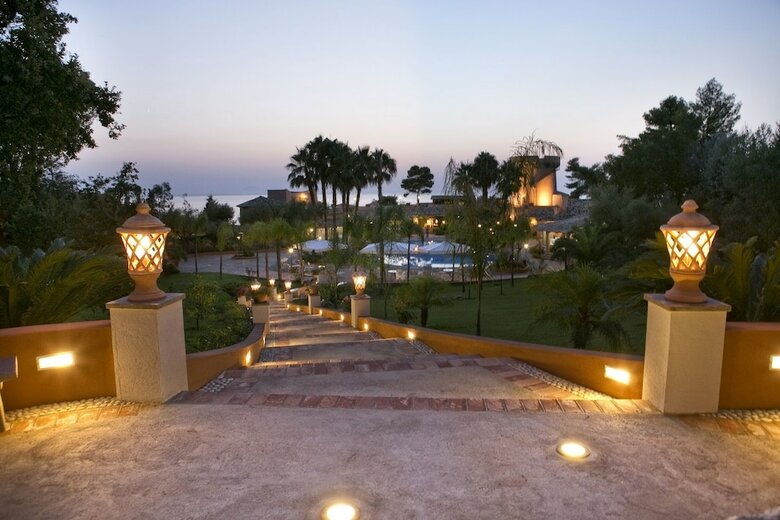 Hotel Porto Pirgos