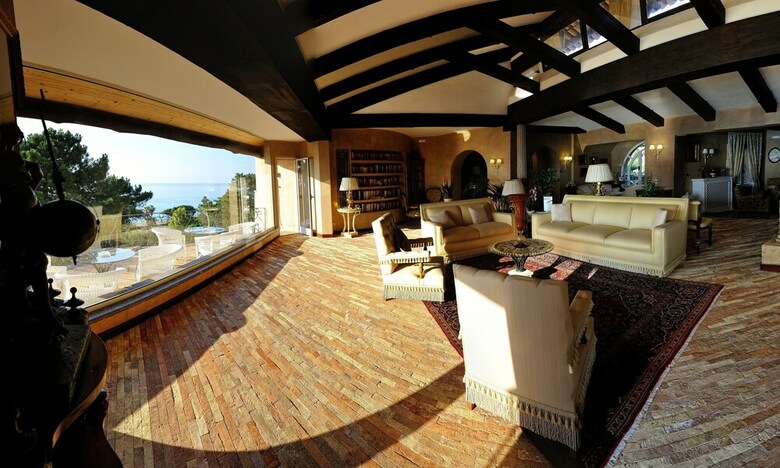Hotel Porto Pirgos