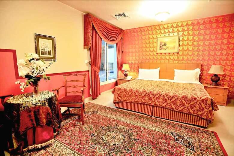 Karan Hotel