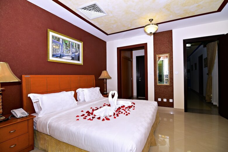Karan Hotel