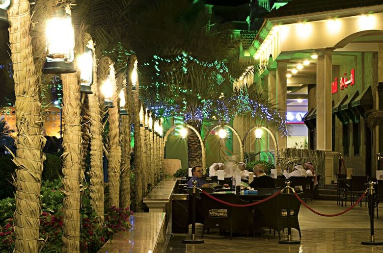 Karan Hotel