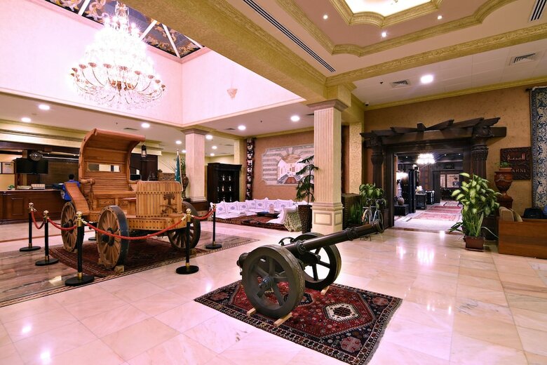 Karan Hotel