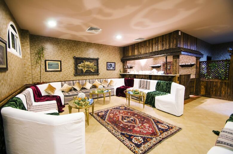 Karan Hotel