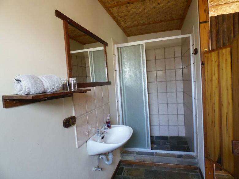 Posada Aloegrove Safari Lodge