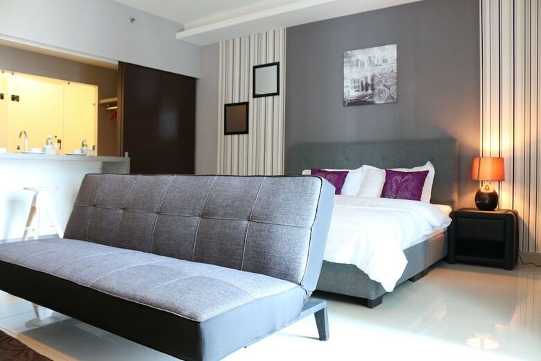 Hotel de Houz - Trefoil Setia Alam Home Stay