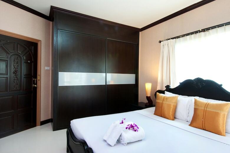 Hotel Taweeporn Resort