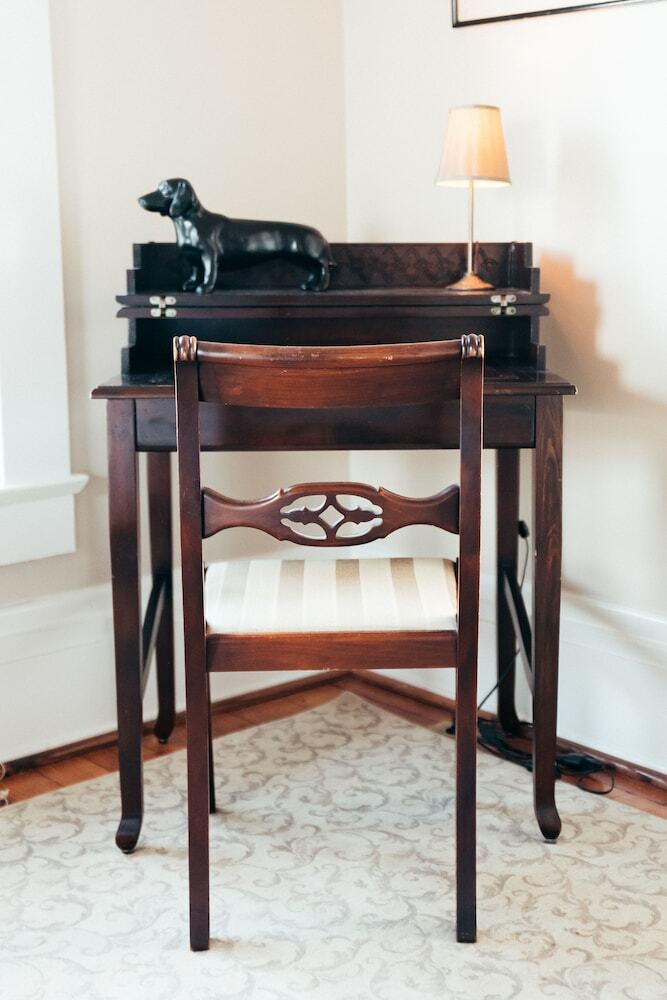 The Pepin Mansion Historic B&B
